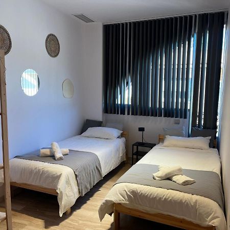 Pension Les Eres La Pobla de Vallbona Extérieur photo