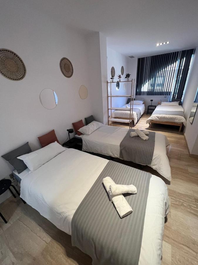 Pension Les Eres La Pobla de Vallbona Extérieur photo